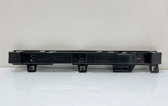 BMW 2 F22 F23 Sill supporting ledge 7388352