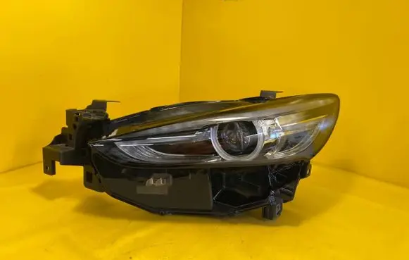 Mazda 6 Headlight/headlamp GRF5-51040