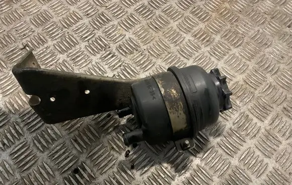 Power steering fluid tank/reservoir