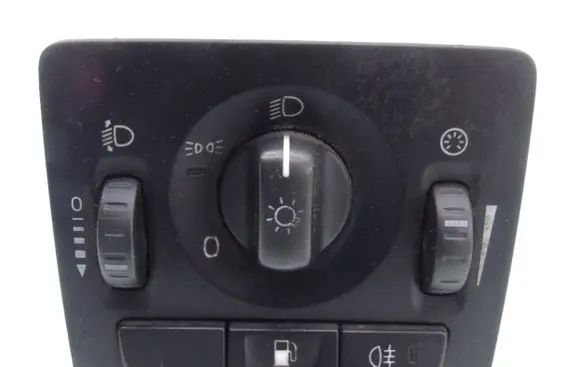Volvo V50 Light switch 30669734