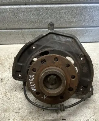 Opel Vectra B Front wheel hub
