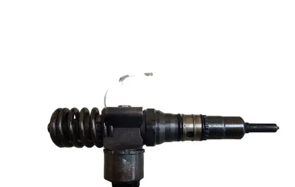 Audi A4 S4 B7 8E 8H Fuel injector 03G130073G
