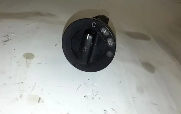 BMW 5 E39 Light switch 8363683 549891011 530893