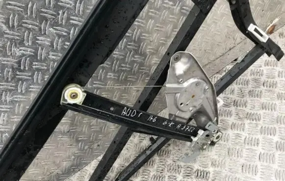 Audi A6 S6 C5 4B Sliding door window regulator with motor