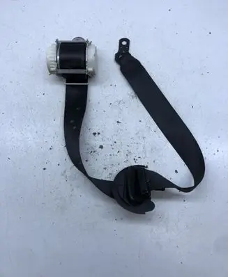 BMW X3 E83 Front seatbelt S2340071211N