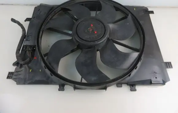 Mercedes-Benz C W204 Fan set 0130307015 2045000193