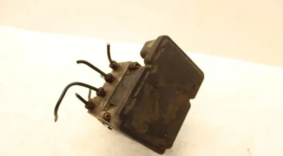 Chrysler Town & Country IV ABS Pump P04721427AK