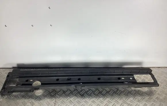 Porsche Cayenne (92A) Other trunk/boot trim element 7P0863600A