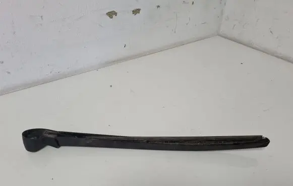 Skoda Octavia Mk1 (1U) Rear wiper blade arm 6Y9955704A