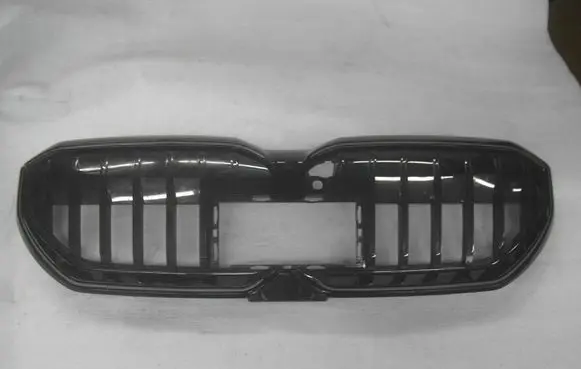 BMW 5 G60 G61 Engine bonnet/hood lock trim molding 8084674 N1808467420 WC6S220C1