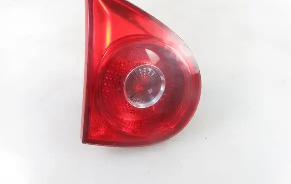 Volkswagen Golf V Rear/tail lights 1K6945093E