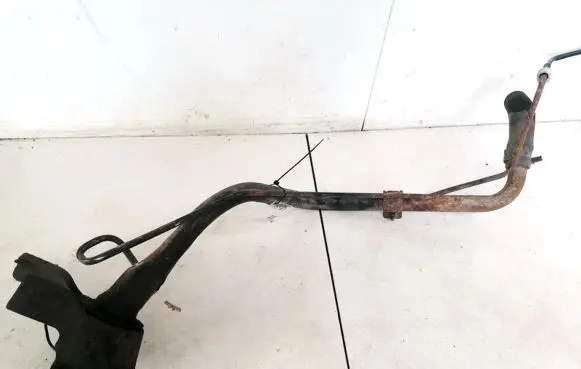 Chrysler Sebring (JS) Fuel tank filler neck pipe 