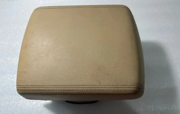 Volkswagen Touareg I Armrest 7L6863762 SR0484704 0090554