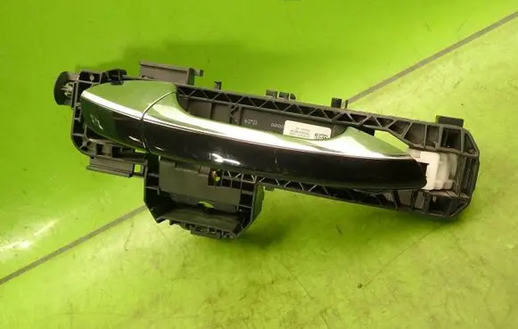 Infiniti Q30 Rear door exterior handle 826105DM1A