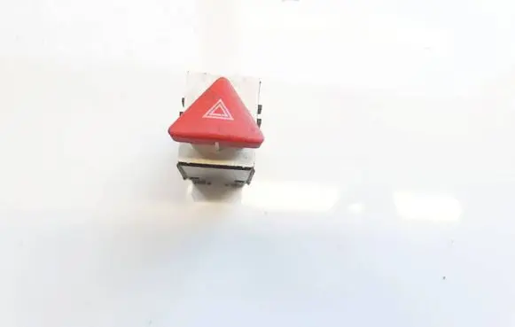 Volkswagen PASSAT B6 Hazard light switch 3C0953509A