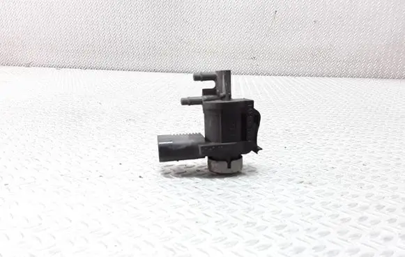 Volkswagen Sharan Vacuum valve 1J0906283C
