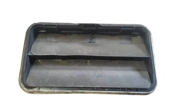 Audi A6 S6 C5 4B Quarter panel pressure vent 97510-3K000
