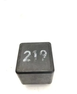 Audi A5 8T 8F Other relay 443951253AA 899574000