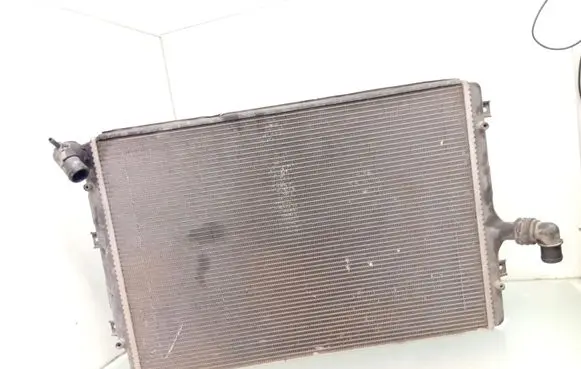 Volkswagen Golf VI Coolant radiator 1K0121251AB