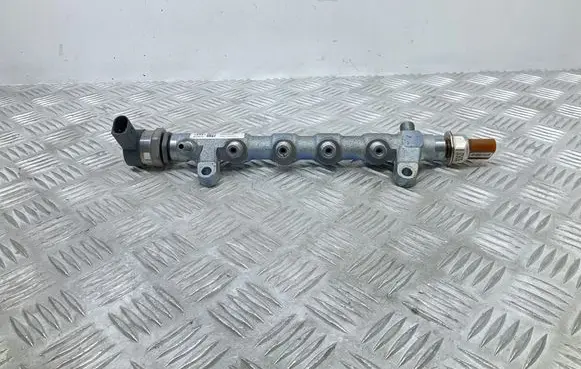 Skoda Yeti (5L) Fuel pressure regulator 03L130089P