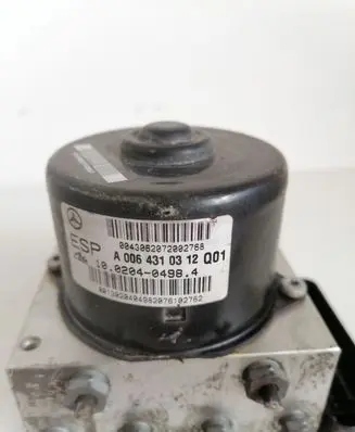 Mercedes-Benz C W203 ABS Pump A0365454032 A0064310312Q01