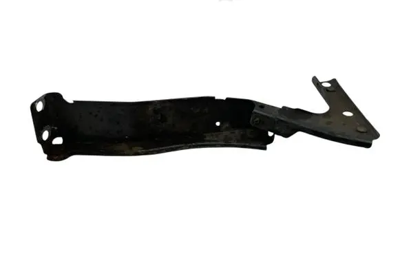 Audi A5 Sportback 8TA Fender mounting bracket 8T0821136A
