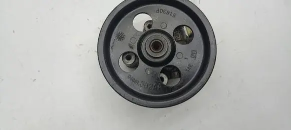 Chrysler Pacifica Power steering pump 04861582AA