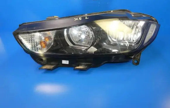 Jaguar XE Headlight/headlamp GX73-13W030-GE 00006785 1808160903