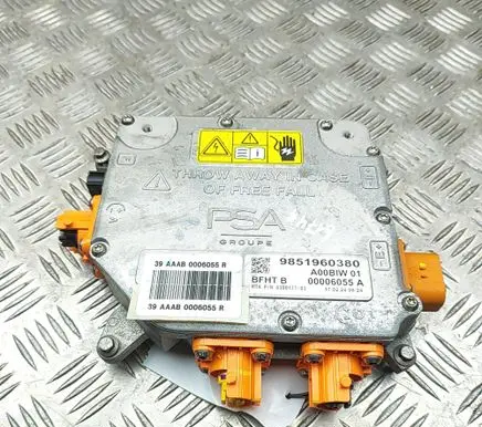 Peugeot 3008 III Voltage converter inverter 9851960380