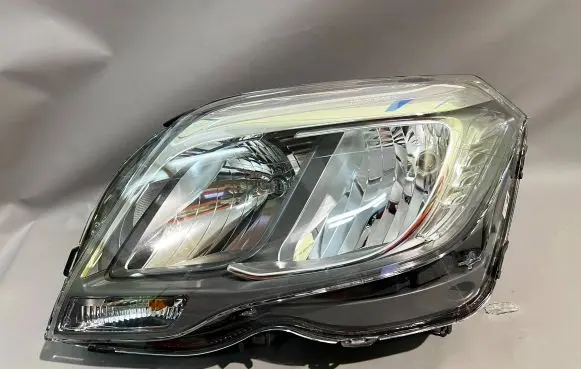Mercedes-Benz GLK (X204) Headlight/headlamp A2048201139 12518205