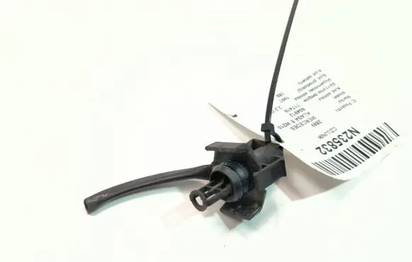 Mercedes-Benz E W210 Other engine bay part 968339-1