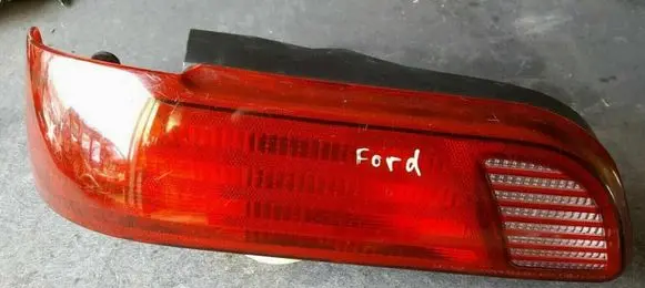 Ford Taurus Rear/tail lights f2db13441