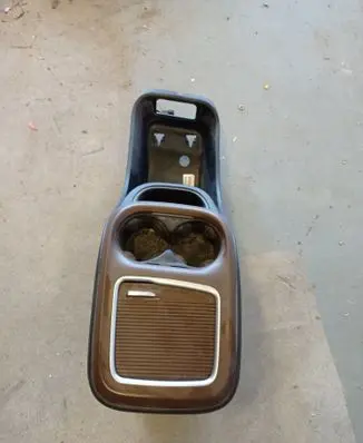 Chrysler Pacifica Center console 5RJ90TRMAA 48876A 48876