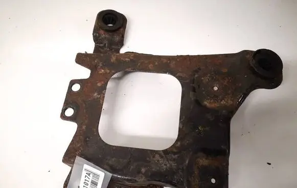 Ford Focus Battery bracket 3m51r6k034af 3m51-r6k034af