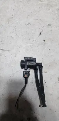 Volkswagen Golf III Turbo solenoid valve 191906283A