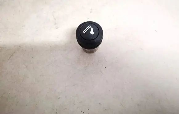 Opel Astra H Cigarette lighter 