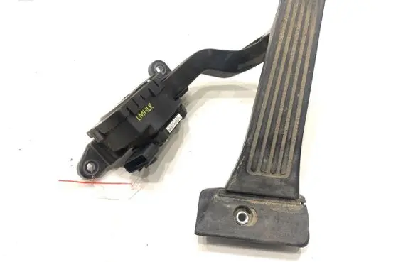 KIA Sportage Accelerator throttle pedal 32727-2S000
