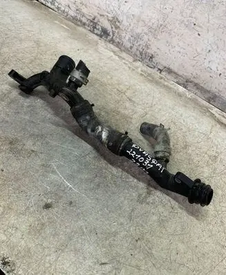 Nissan Qashqai J12 Engine coolant pipe/hose