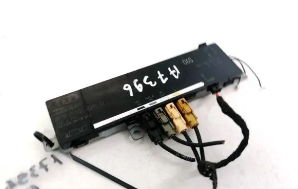Audi A6 S6 C6 4F Antenna control unit 4F9035225D