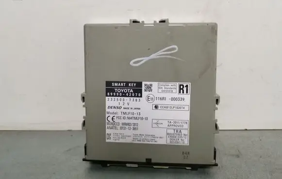 Toyota RAV 4 (XA40) Keyless (KESSY) go control unit/module 2325007383 8999042070