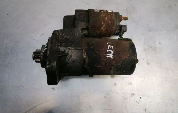 Seat Leon (1M) Starter motor 020911023FX
