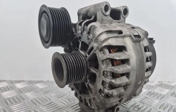 BMW X6 E71 Generator/alternator 7573754