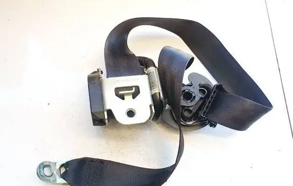 Volkswagen Jetta V Front seatbelt 1K4857706E 6050323F1A