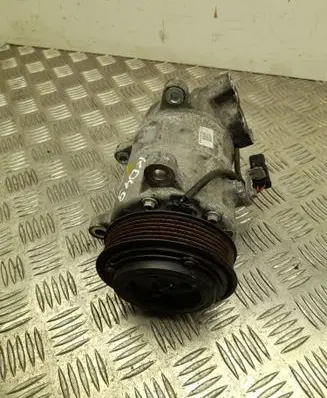 BMW X1 F48 F49 Air conditioning (A/C) compressor (pump) CEBCV2344
