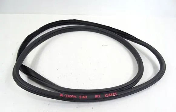 Nissan X-Trail T33 Rear door rubber seal (on body) X-TRAIL