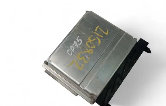 Volvo XC90 Engine control unit/module ECU 30637733A 0281011078