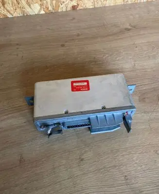 BMW 5 E28 ABS control unit/module 0265100020 6411714