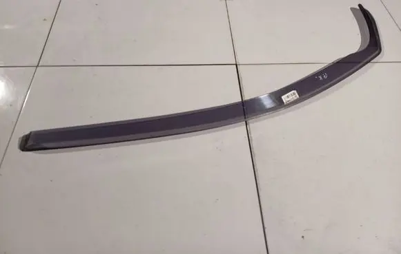 Volkswagen Golf V Sliding door wind deflector 