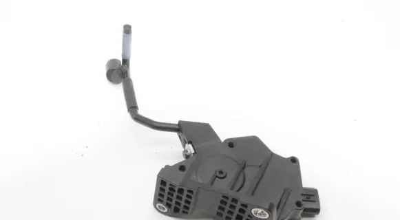 Lexus IS III XE30 Accelerator throttle pedal 7811030141 1988009740
