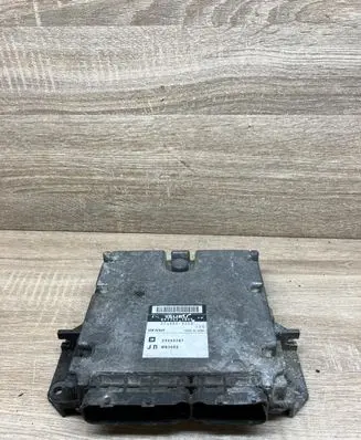 Opel Vectra C Engine control unit/module 24452707 2758002253